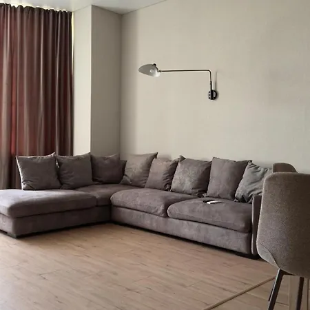 Fontaine Spacious On Lvovskaya Apartment *