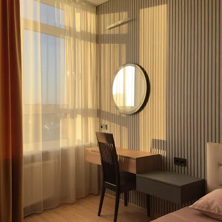 Fontaine Spacious On Lvovskaya Apartment
